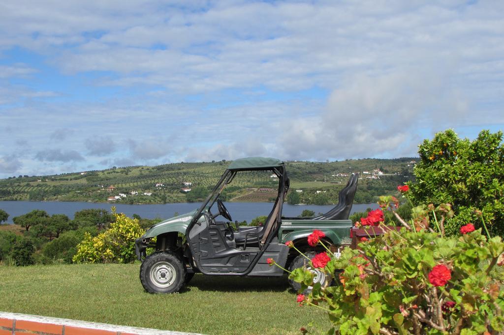 Monte Da Tojeirinha Guest House มอนตาจิล ภายนอก รูปภาพ
